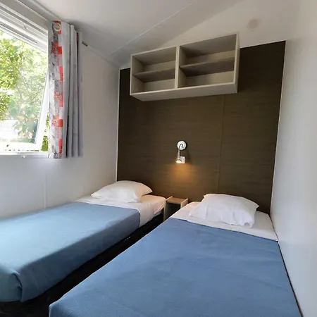 4 Etoiles - Parc Aquatique - Eeifae Canet-en-Roussillon