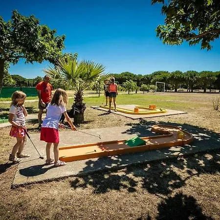 Camping 4 Etoiles - Parc Aquatique - Eeifae *