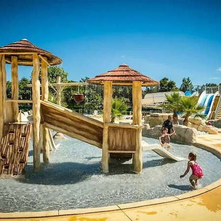 4 étoiles - Parc Aquatique - Eeifae * Canet-en-Roussillon